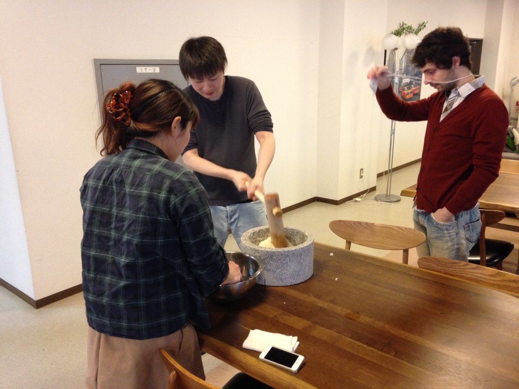 01f8fc732f8eeddb2ac0dfa8fbaf681814d2321926