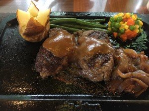 21462648_1323196571123344_691342101059717640_n