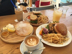 27072792_1441994352576898_8200381673987521914_n