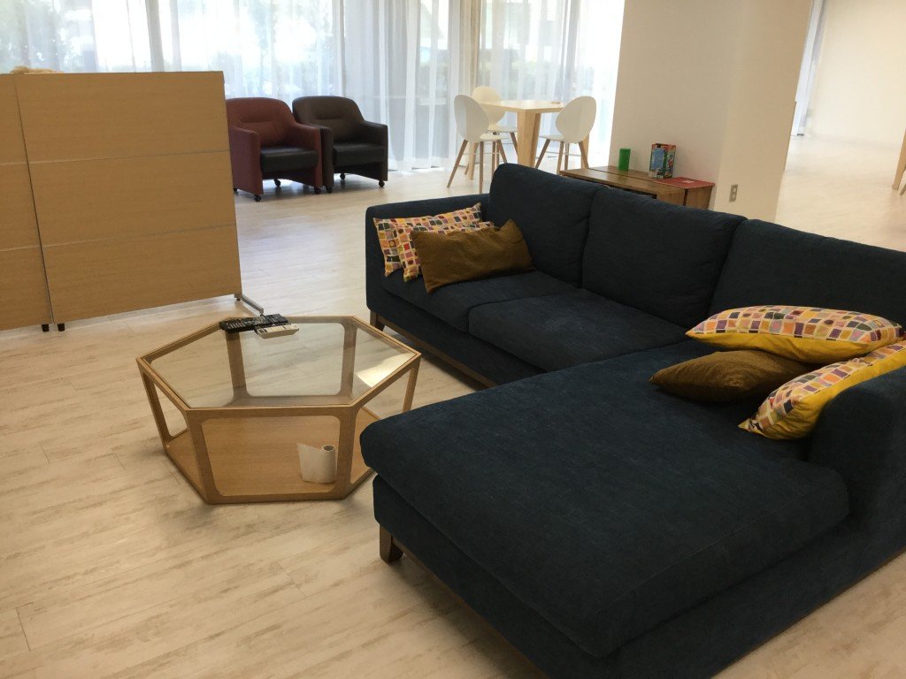 6612EF8A-8EF9-40B9-B1F3-09702EC9FA98