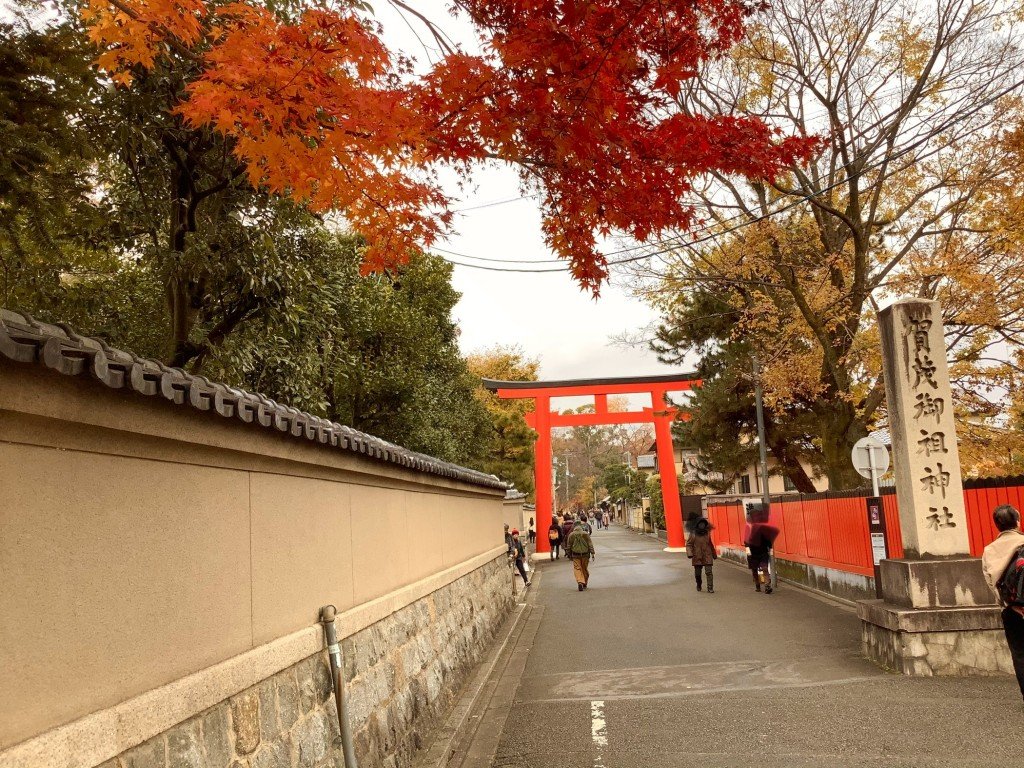 94D684DA-44EB-4A95-A3AF-80C2205DDBD0