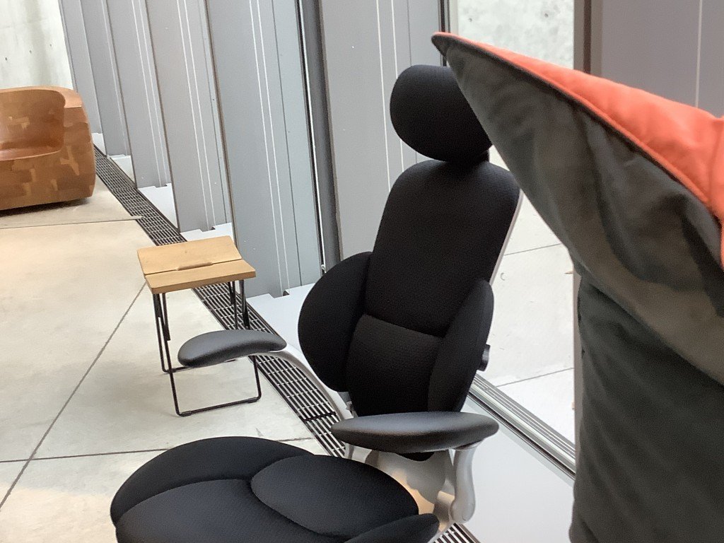 90EBF2B1-83EB-418D-AC41-CAF05F912C57