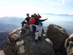 308553_166840336744402_1284392471_n