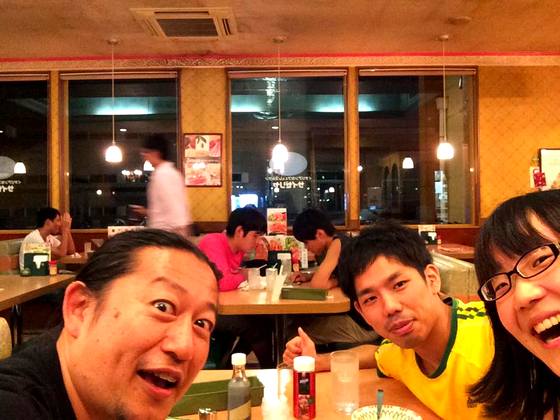 11920285_10207245311228387_737976830_n-001