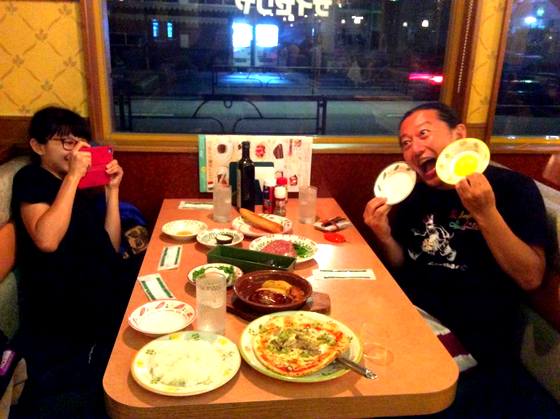 11938968_10207245315948505_1972850895_n-002