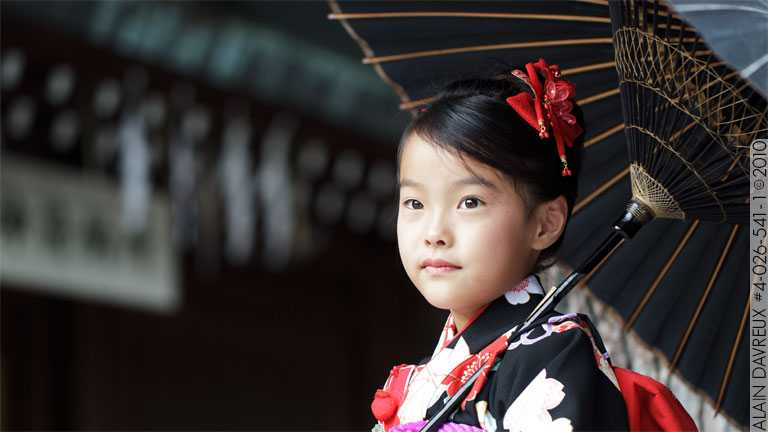 Photography by Alain DAVREUX