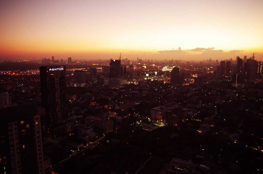 夕暮れバンコクOCTABオクターブ