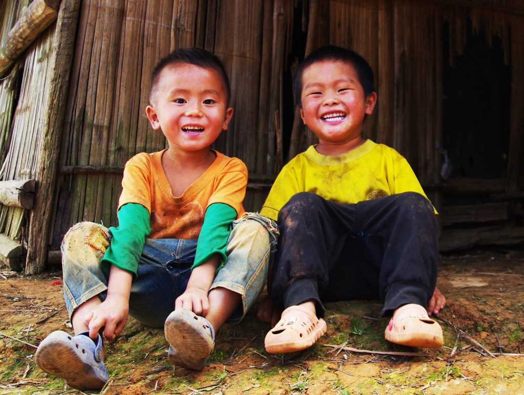 モン族キッズ３