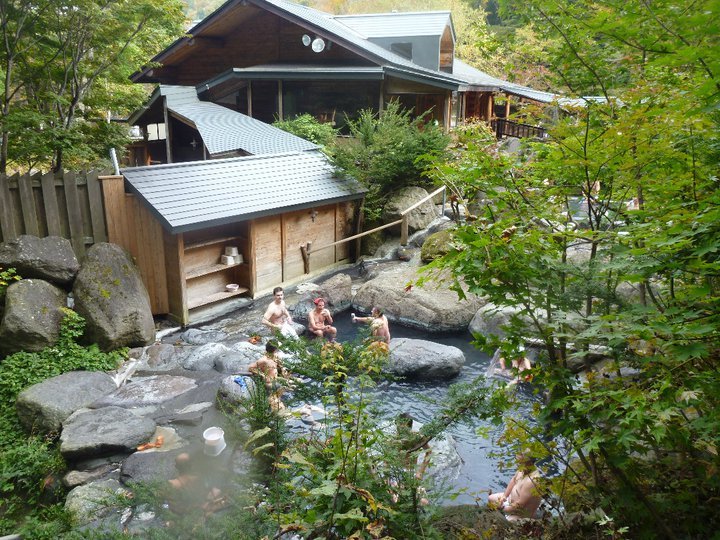 69376_10150285385410068_784805067_15276820_1364168_n