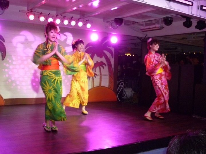 267908_241562012521673_100000036282354_1072052_1731597_n