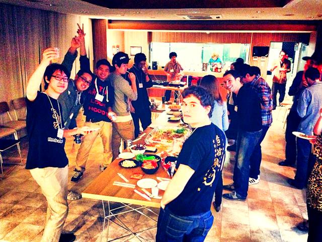 9913_736533326374604_1090079055_n